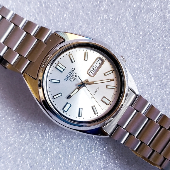 Seiko 5 Auto - Picture 4 of 5